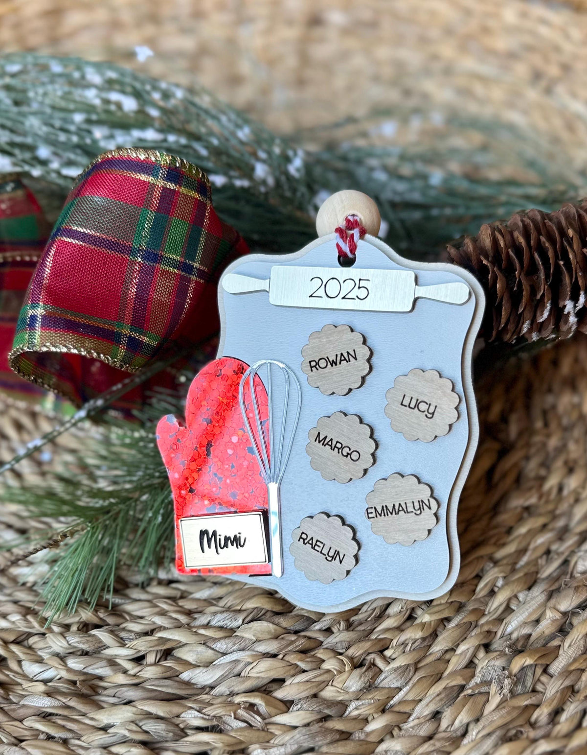2026 Personalized Family Baking Christmas Ornament with Names