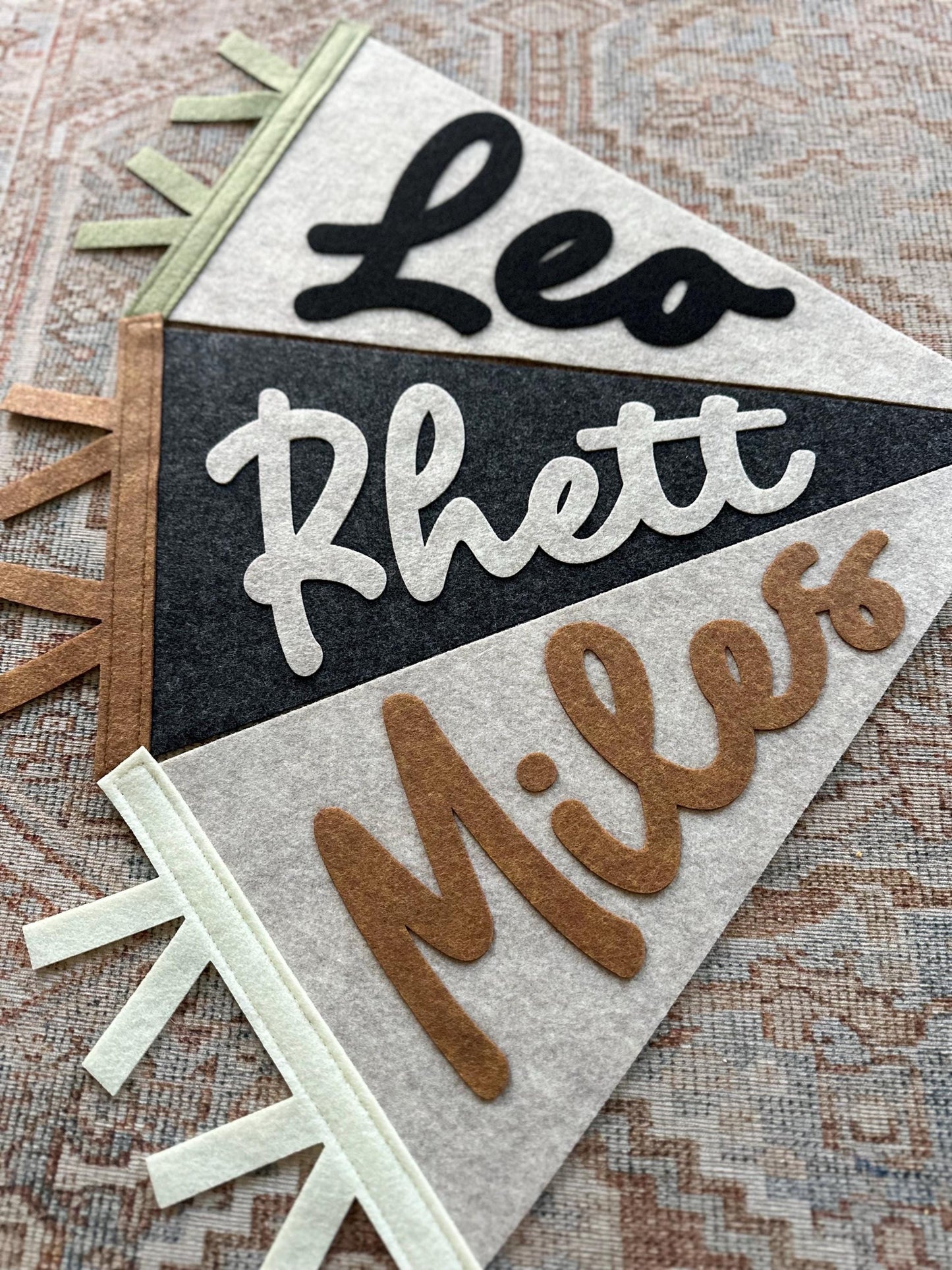 Custom felt name pennant, personalized baby gift, neutral nursery flag, playroom decor