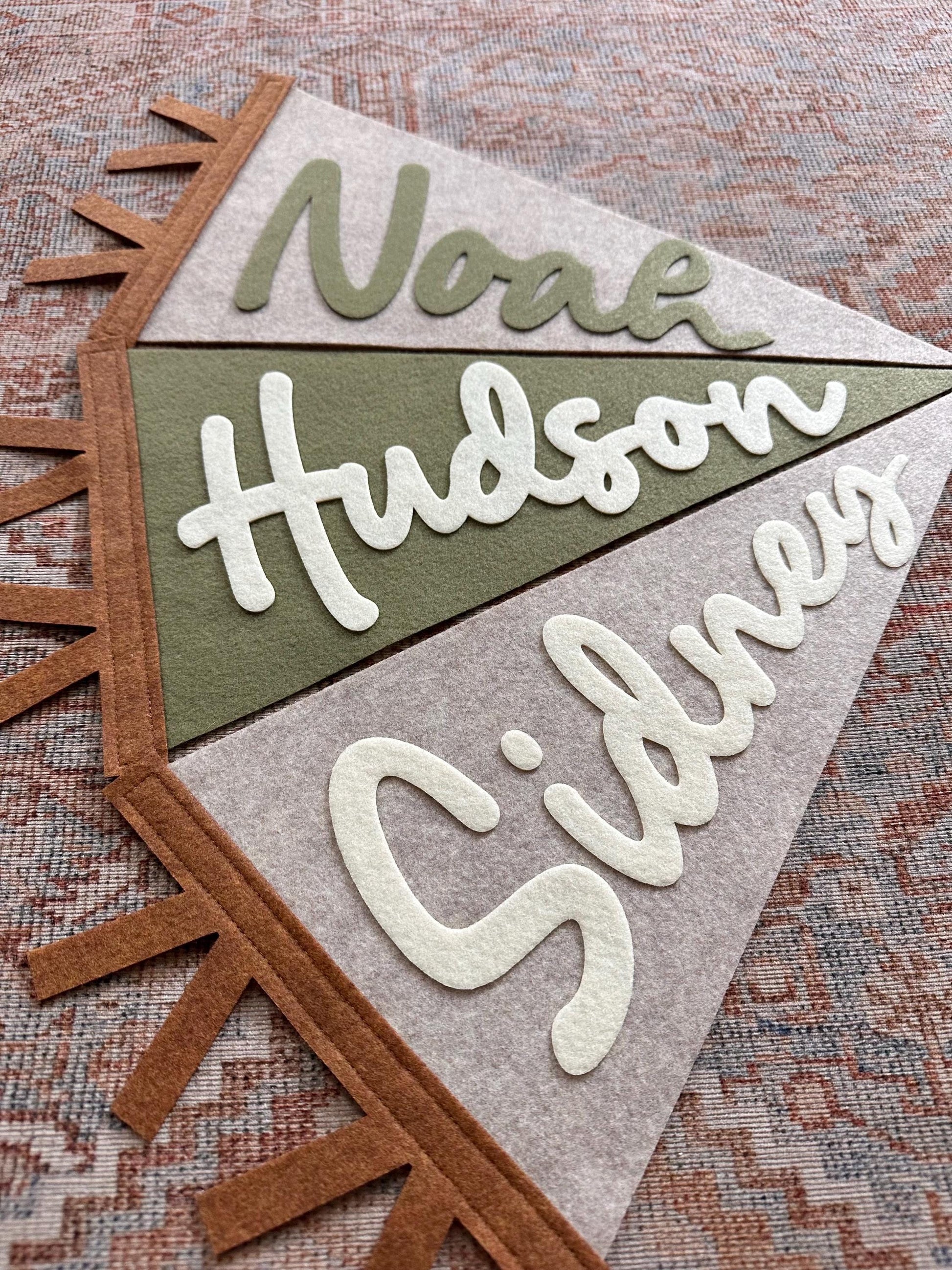 Custom felt name pennant, personalized baby gift, neutral nursery flag, playroom decor