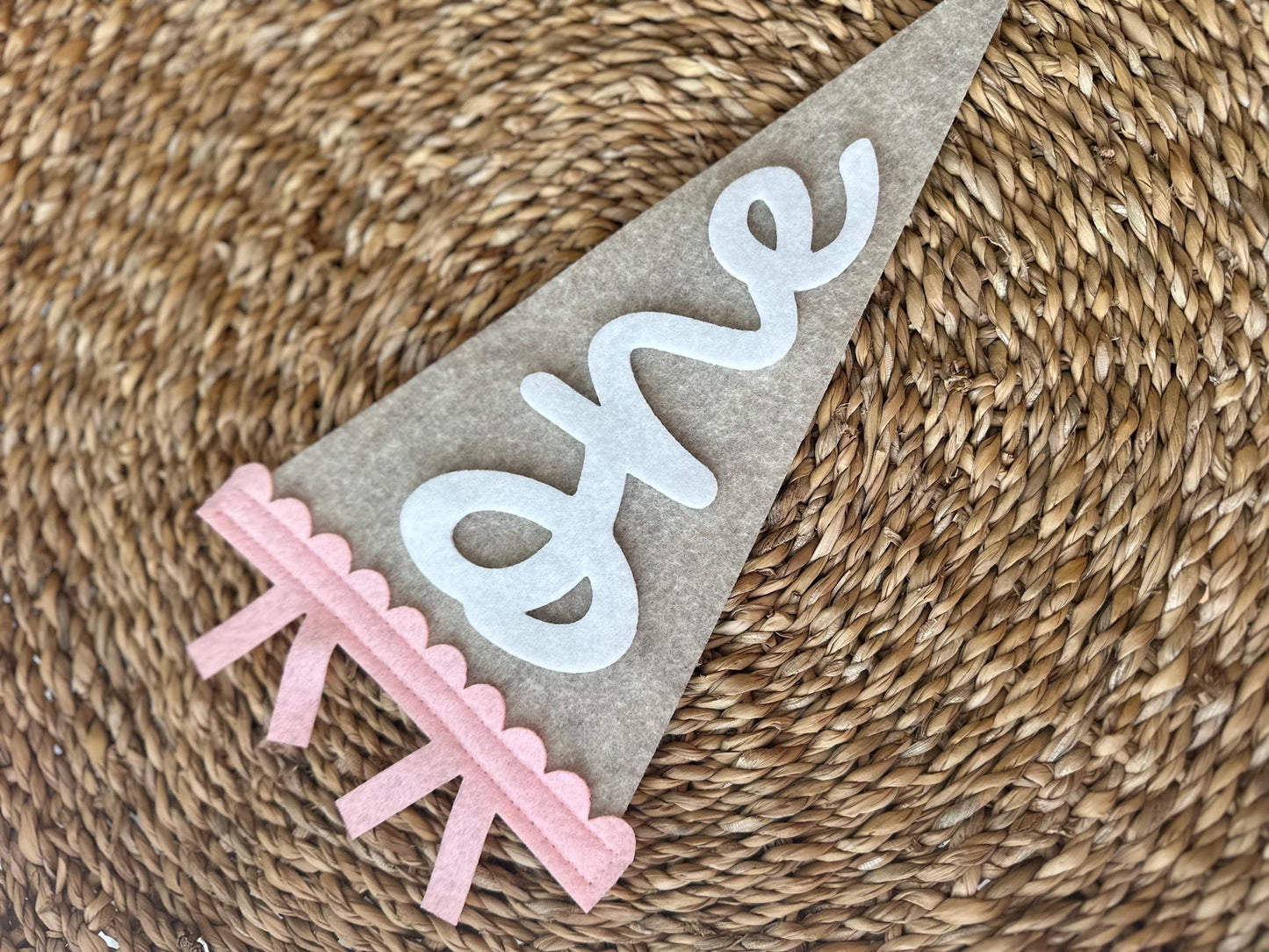 Monthly milestones interchangeable flag for baby photos, newborn photo prop first year, felt neutral pennant, baby shower gift